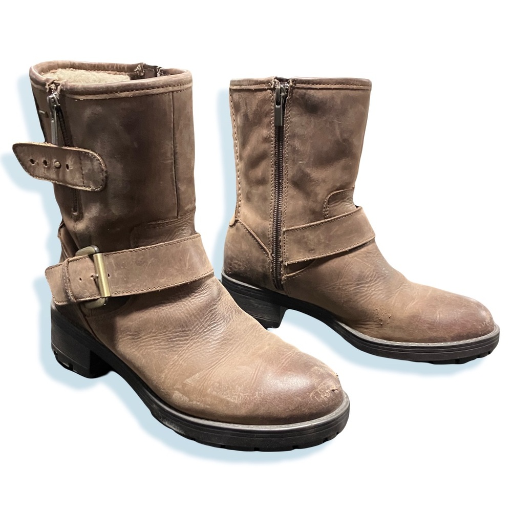 Clark’s X Goretex leather boots